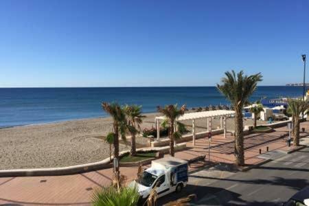 Apartamento Espectacular 1ª Línea de Playa...te enamoraras!!! Fuengirola Exterior foto